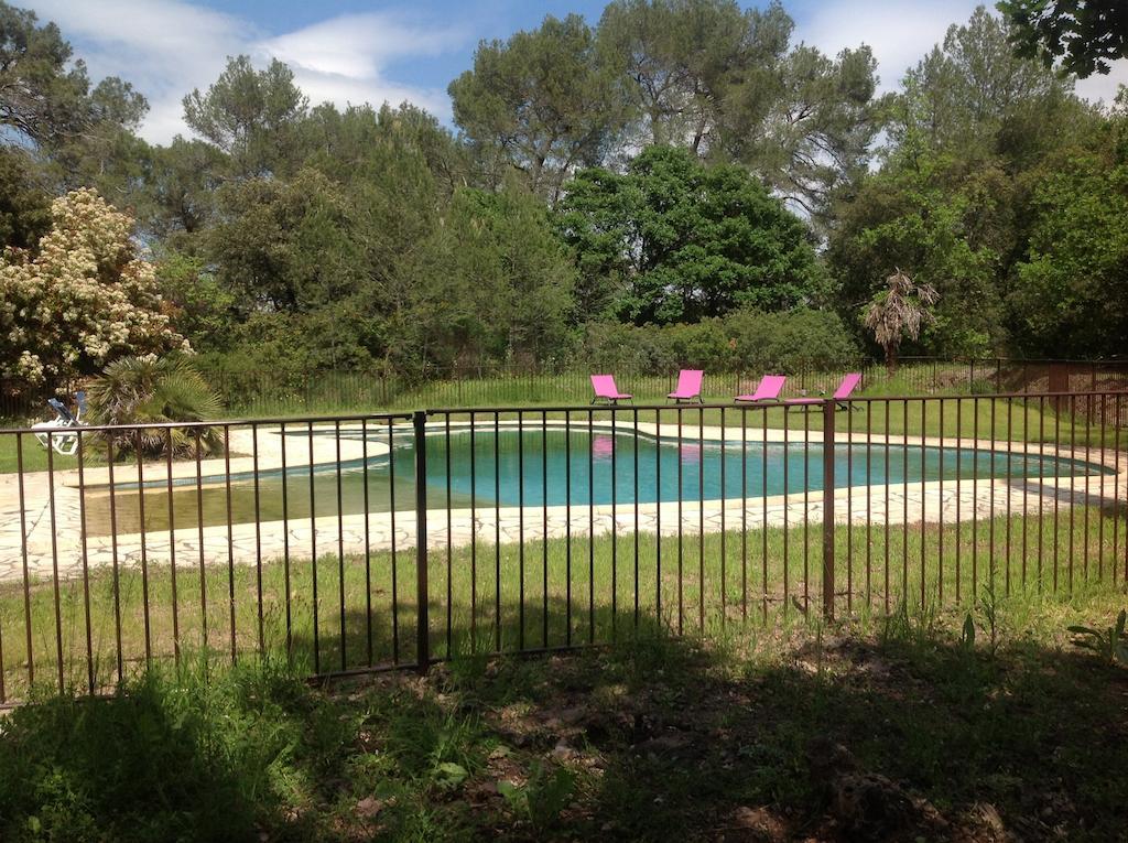 La Maison R Bed and Breakfast Pignans Esterno foto
